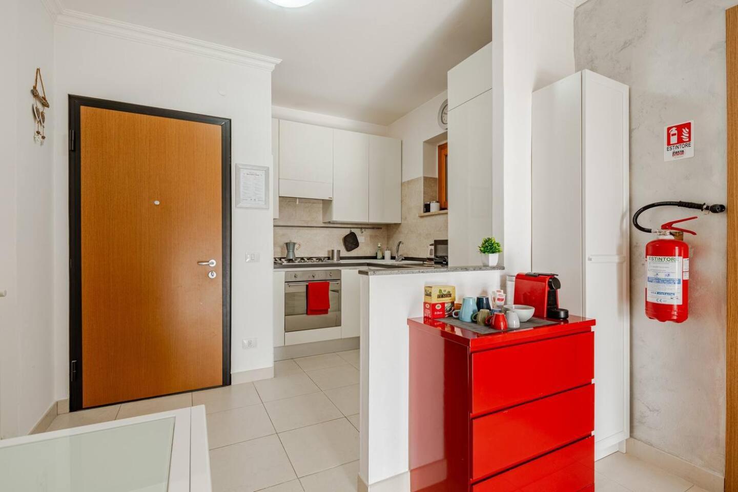 Laurentina House, Accogliente Bilocale A Sud * Rome